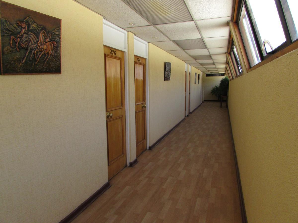 Hotel Plaza Лос Андес Екстериор снимка