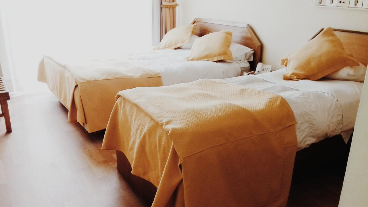 Hotel Plaza Лос Андес Екстериор снимка