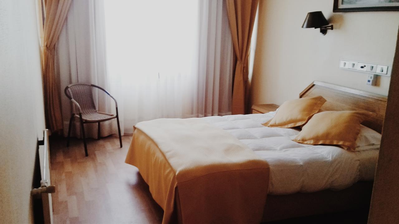 Hotel Plaza Лос Андес Екстериор снимка