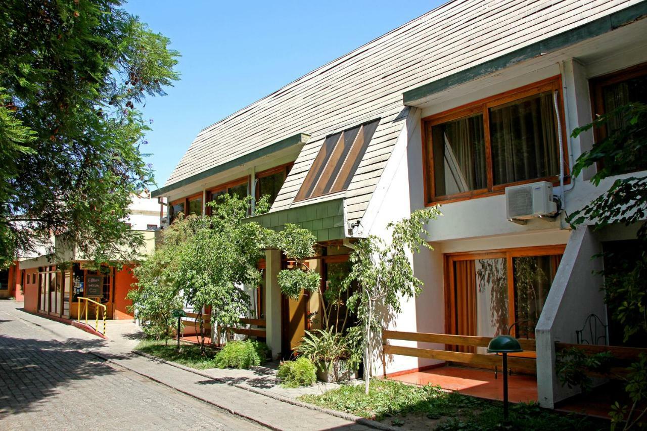 Hotel Plaza Лос Андес Екстериор снимка